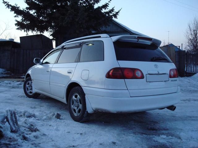 1998 Toyota Caldina
