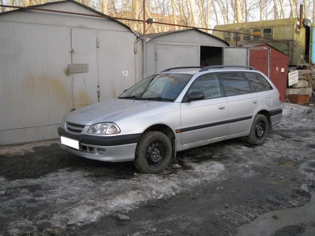 1998 Toyota Caldina