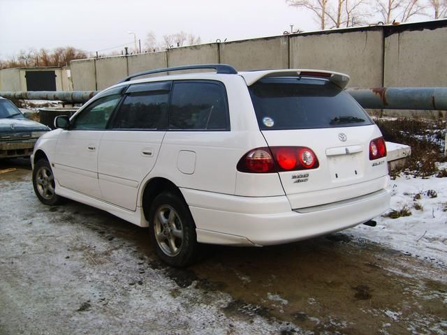 1998 Toyota Caldina