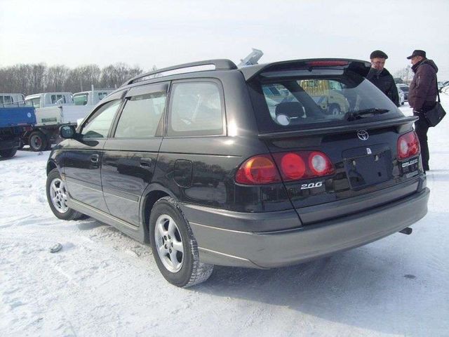 1998 Toyota Caldina