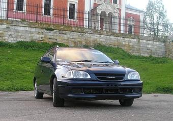 1998 Toyota Caldina Photos