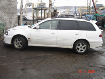 1998 Toyota Caldina Pictures