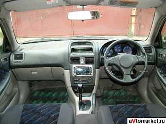 1998 Toyota Caldina Pictures