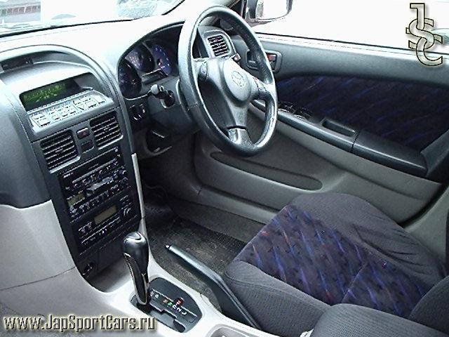 1998 Toyota Caldina Images