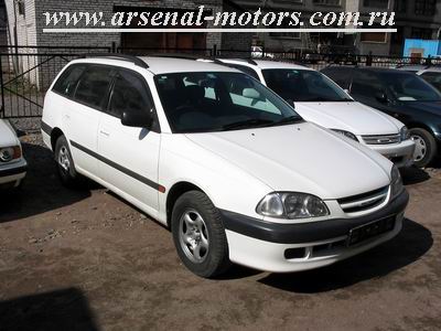 1998 Toyota Caldina Images