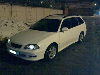 1998 Toyota Caldina Pictures
