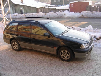 1999 Toyota Caldina