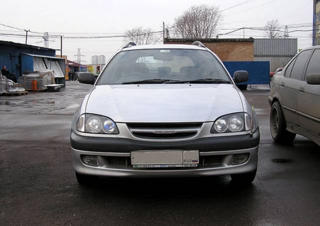 1999 Toyota Caldina