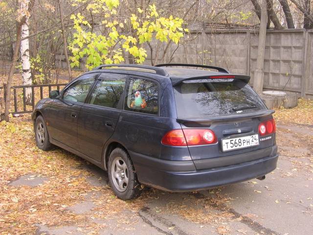 1999 Toyota Caldina
