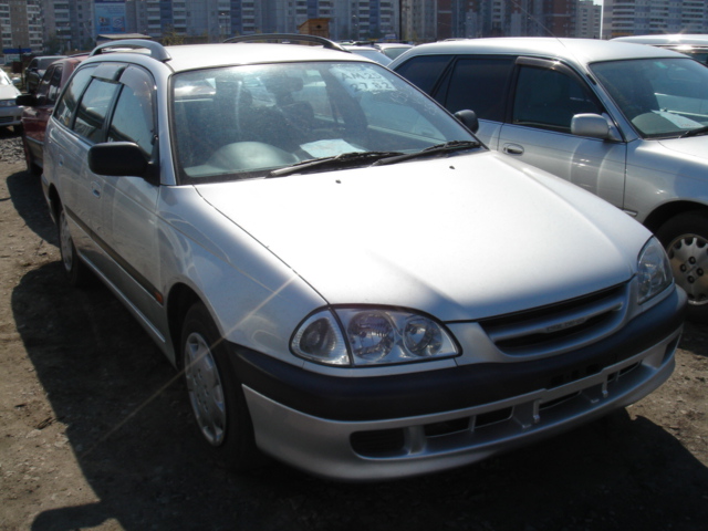 1999 Toyota Caldina