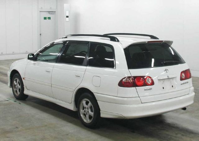 1999 Toyota Caldina