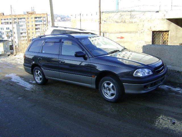 1999 Toyota Caldina