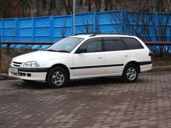 1999 Toyota Caldina