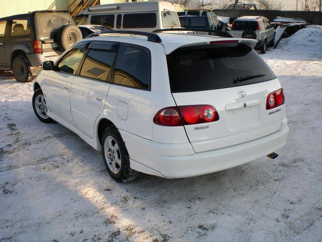 1999 Toyota Caldina