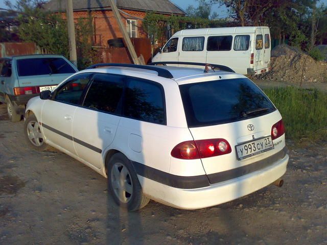 1999 Toyota Caldina