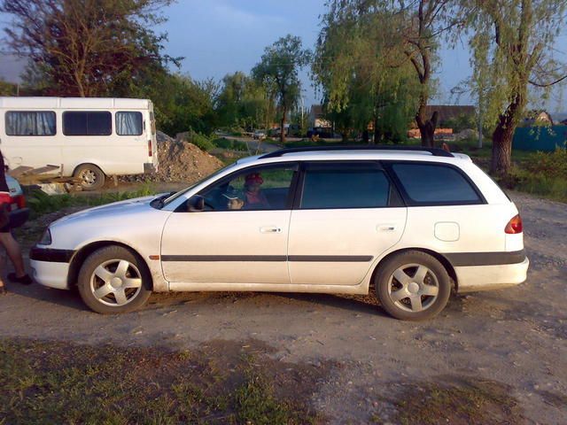 1999 Toyota Caldina