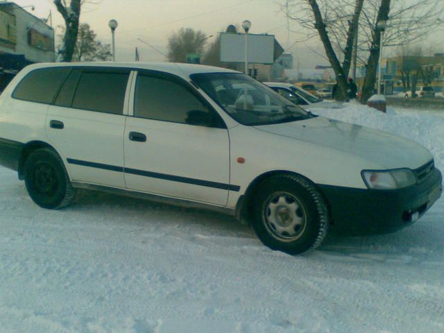 1999 Toyota Caldina