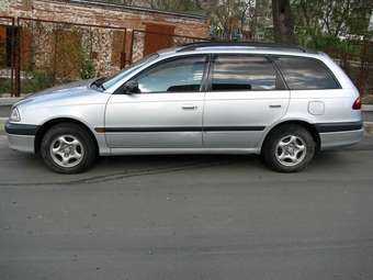 1999 Caldina