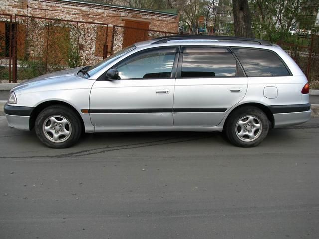 1999 Toyota Caldina