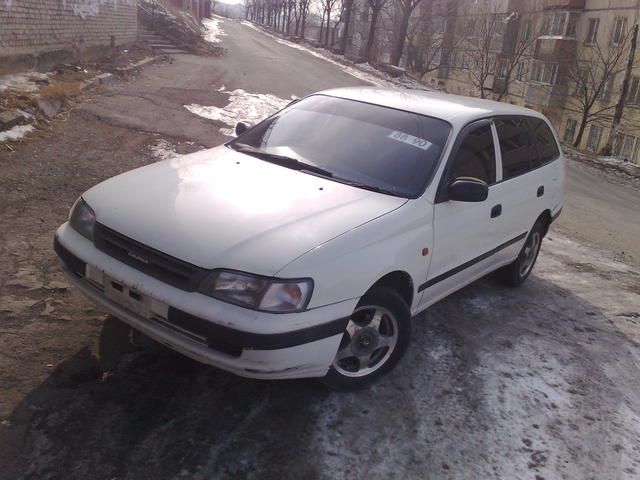 1999 Toyota Caldina