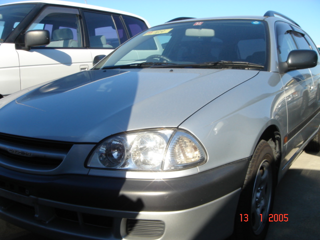 1999 Toyota Caldina Pics