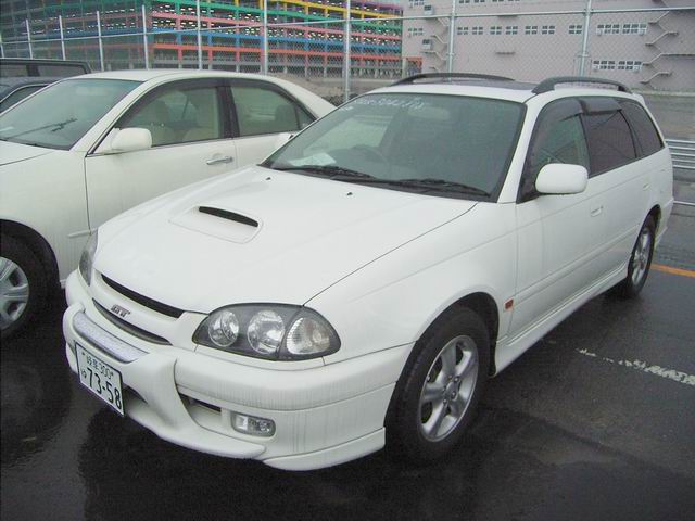 1999 Toyota Caldina Pictures