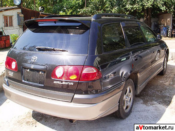 1999 Toyota Caldina Pictures