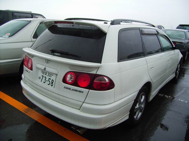 1999 Toyota Caldina Pictures