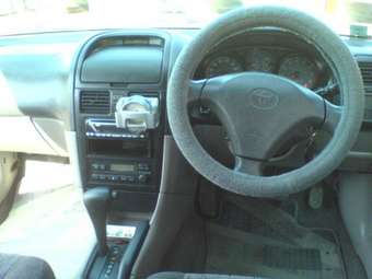 1999 Toyota Caldina Photos