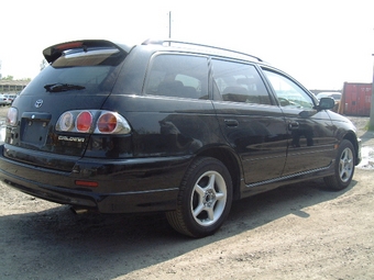 2000 Toyota Caldina