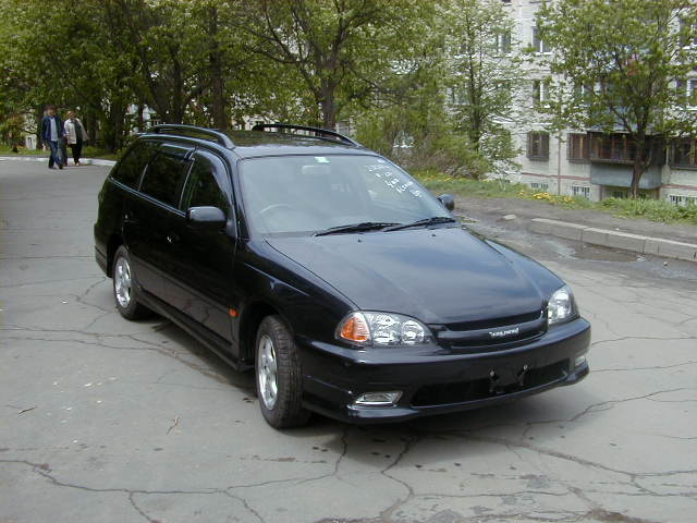 2000 Toyota Caldina