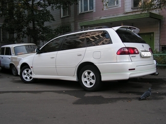 2000 Toyota Caldina