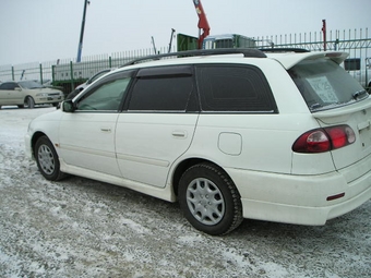 2000 Caldina