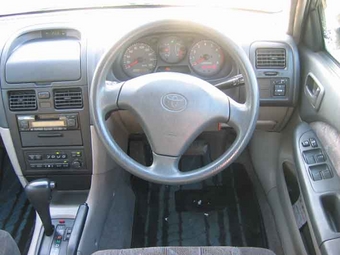 2000 Caldina