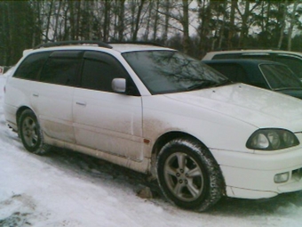 2000 Toyota Caldina