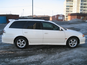 2000 Caldina