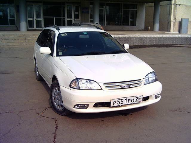 2000 Toyota Caldina