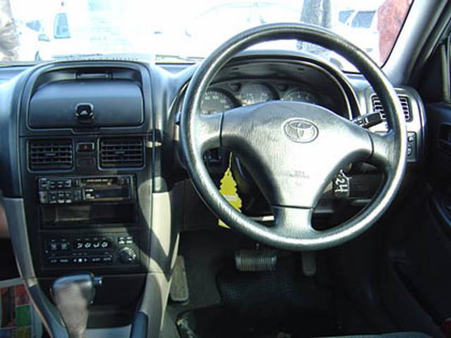 2000 Toyota Caldina
