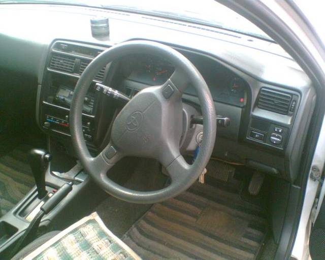 2000 Toyota Caldina