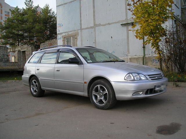 2000 Toyota Caldina