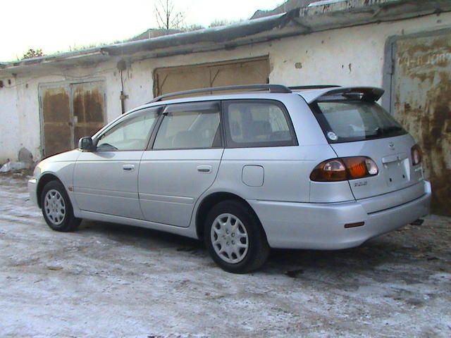 2000 Toyota Caldina