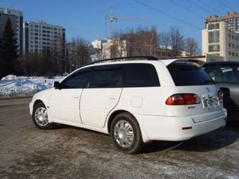 2000 Caldina