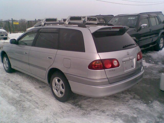 2000 Toyota Caldina