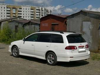 2000 Toyota Caldina