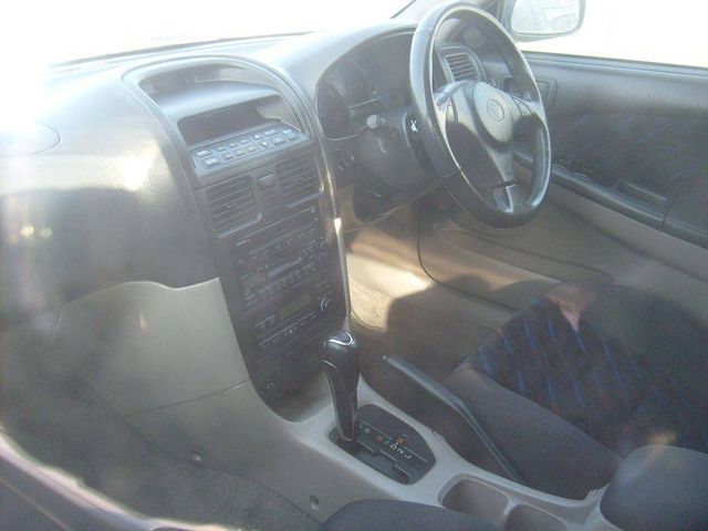 2000 Toyota Caldina