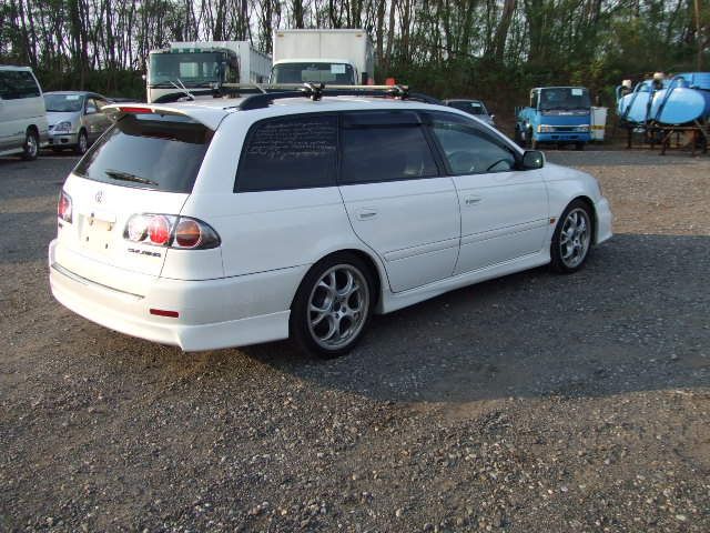 2000 Toyota Caldina