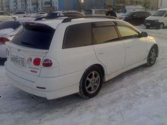 2000 Caldina