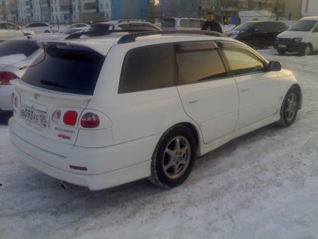 2000 Toyota Caldina