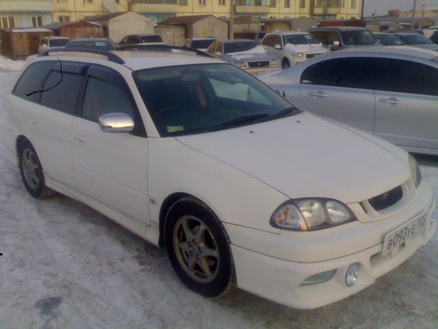 2000 Toyota Caldina