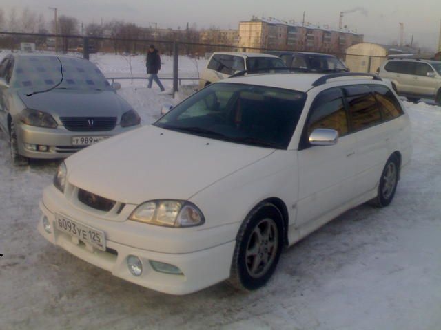 2000 Toyota Caldina